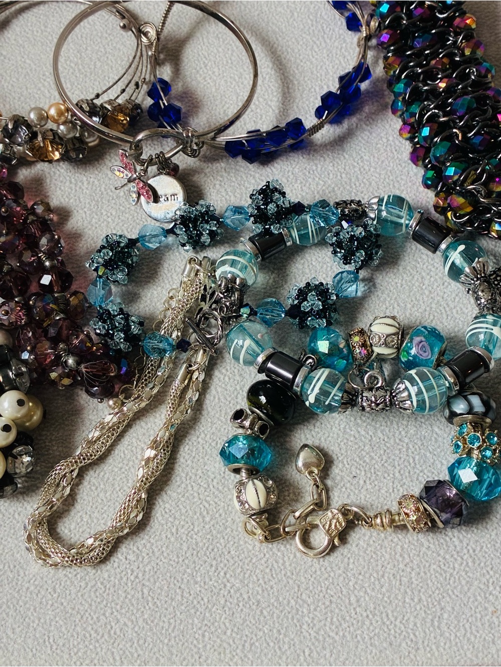 Bundle Of Bracelets, Vintage & Modern Mix - Picture 5 of 16